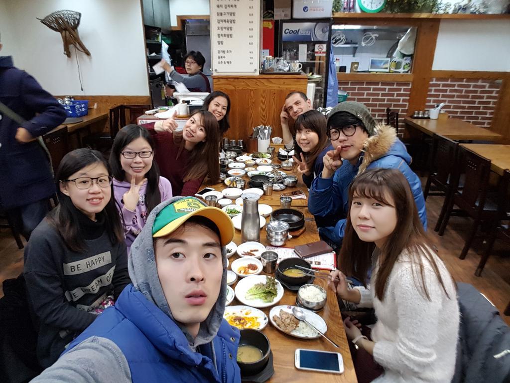 Comeinn Guesthouse Hongdae - Female Only Seoul Exterior photo