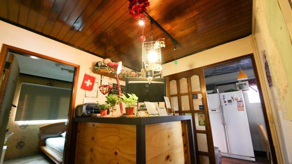 Comeinn Guesthouse Hongdae - Female Only Seoul Exterior photo
