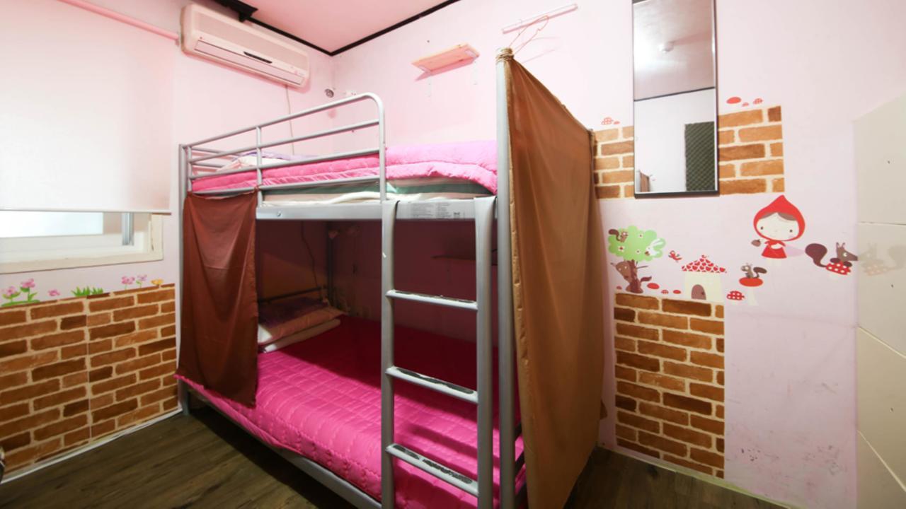 Comeinn Guesthouse Hongdae - Female Only Seoul Exterior photo