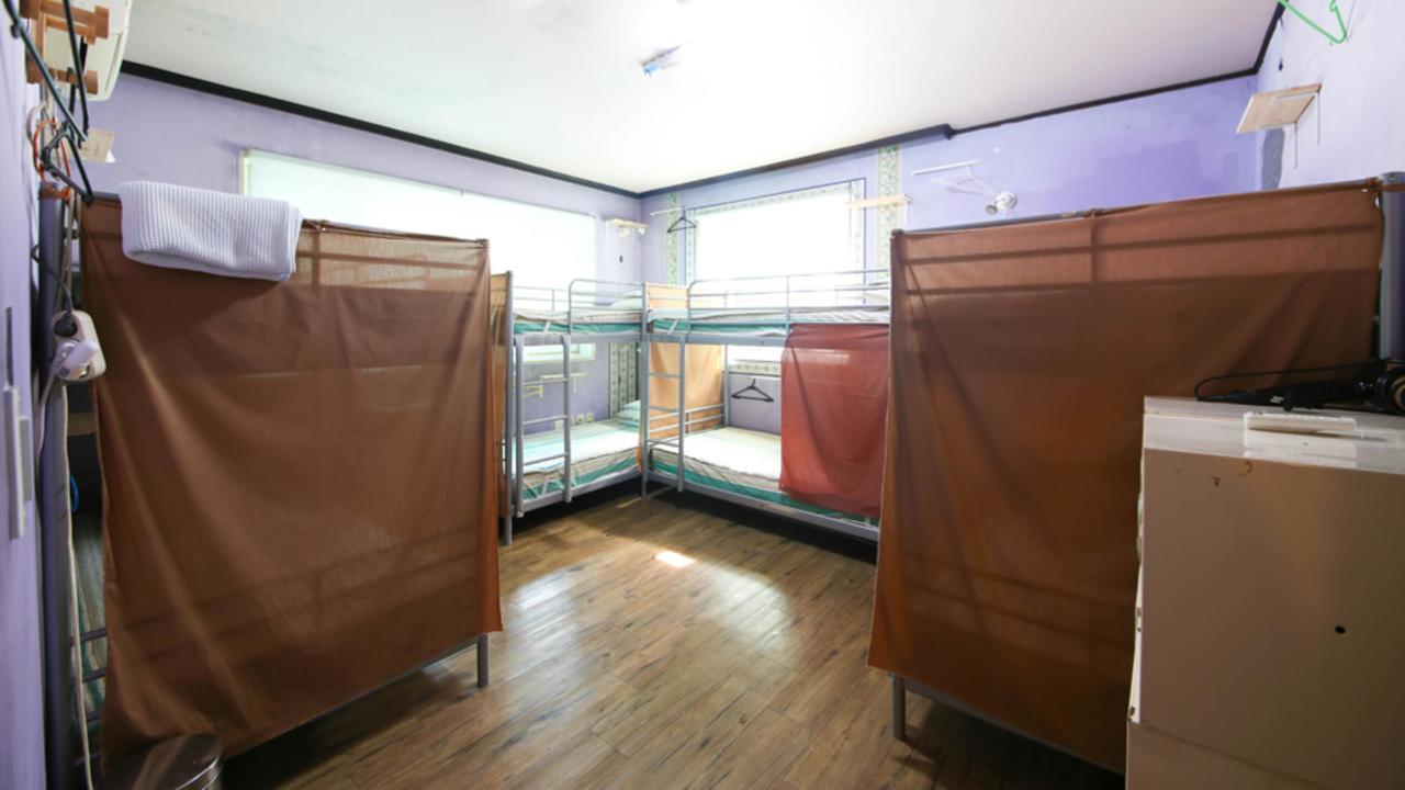 Comeinn Guesthouse Hongdae - Female Only Seoul Exterior photo